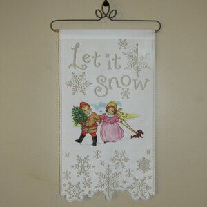 NWT Heritage Lace Let It Snow Cute Kids Dog Snowflake Wall Hanging 11" x 20"